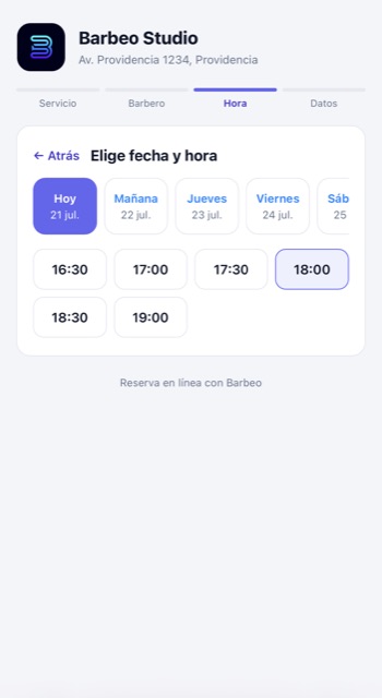 Pantalla de reserva pública eligiendo el horario disponible desde el celular